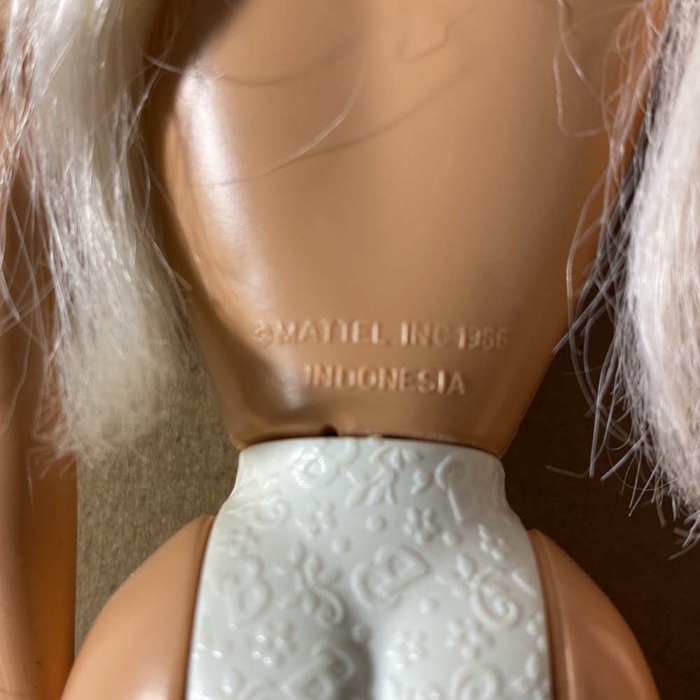 1966 DATE STAMP BARBIE DOLLS (2) - Picture 2 of 3